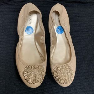 Tahari Cream Flats with gold embellishment